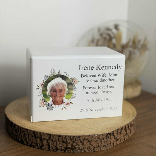 Personalised Memorial Urn For Ashes 2