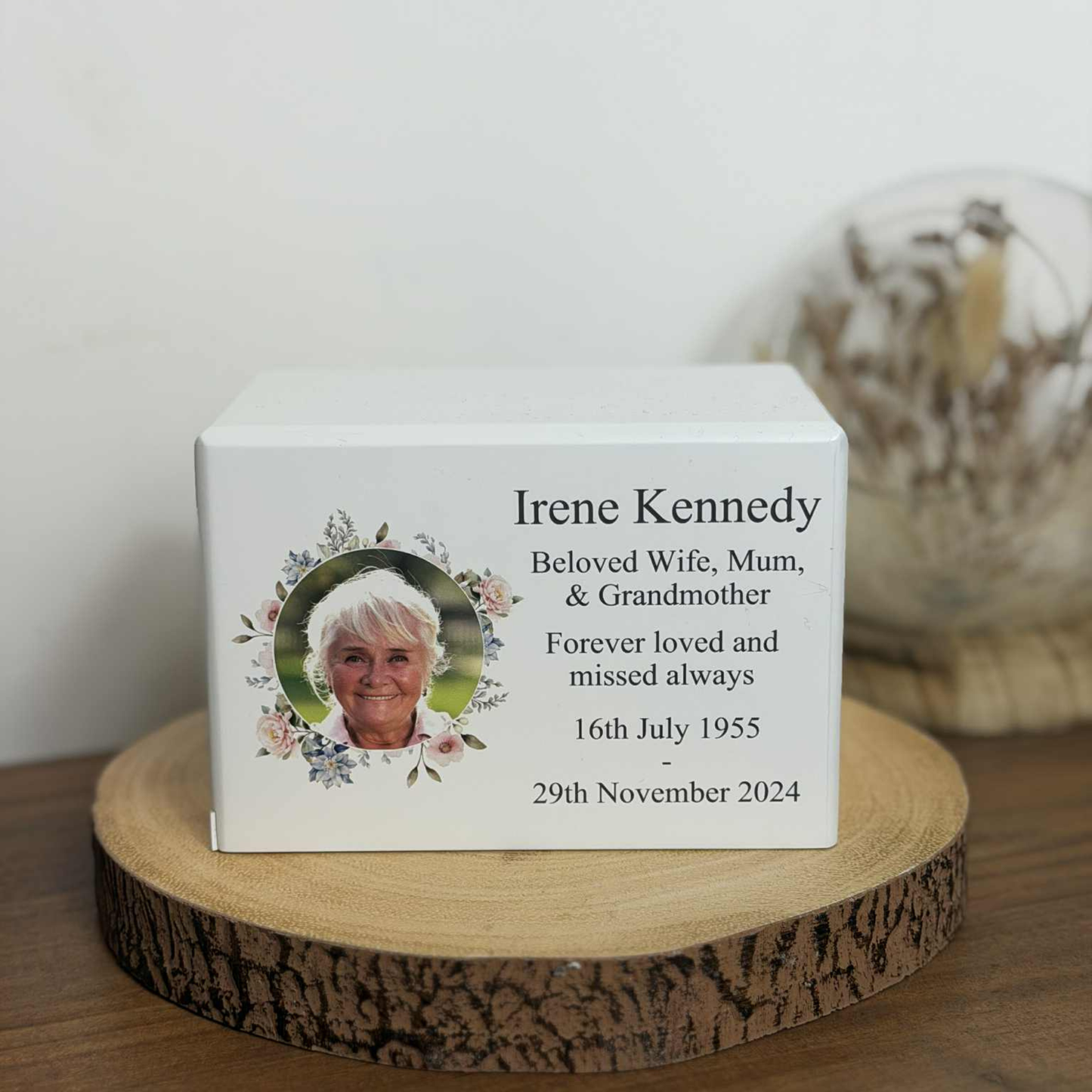 Personalised Memorial Urn For Ashes 2